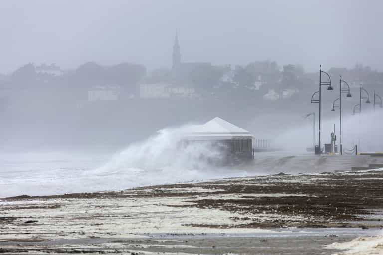 Schools in 7 counties will close tomorrow due to Storm Eunice
