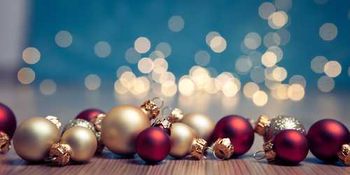 Yulefest Kilkenny Is Giving Its Shopfronts A Festive Facelift With Baubles Made From Recycled Materials