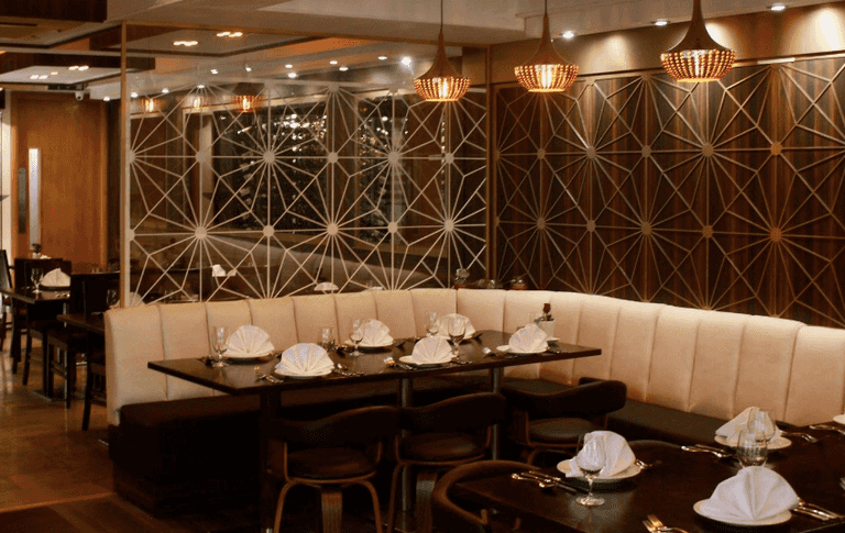 A Belfast restaurant is giving a free meal to anyone who is alone at Christmas