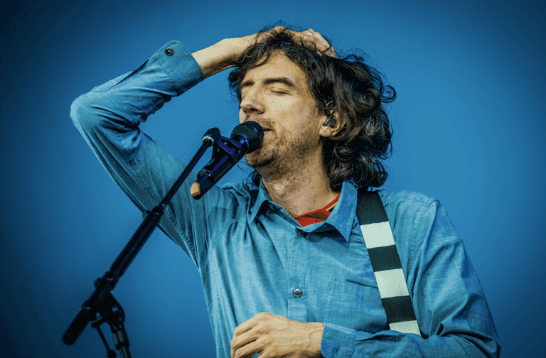 Gary Lightbody pays touching tribute to father, who passed away just before Christmas