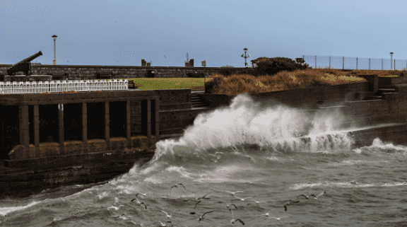Met Eireann has issued the entire country with a weather advisory until 6pm on Saturday
