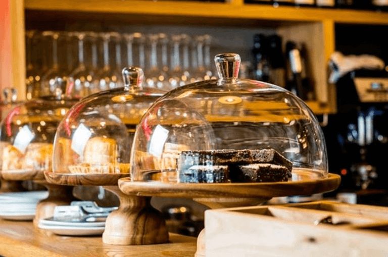 Galway restaurant to ask all international bookings for ‘entry date into country’