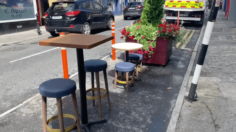 New outdoor seating ‘a fantastic development’ for busy Galway street