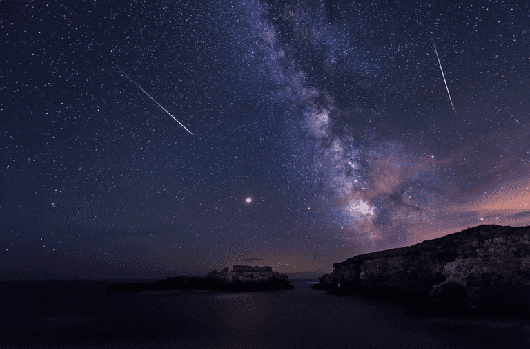 Irish skies to be lit up by magical meteor shower early next week