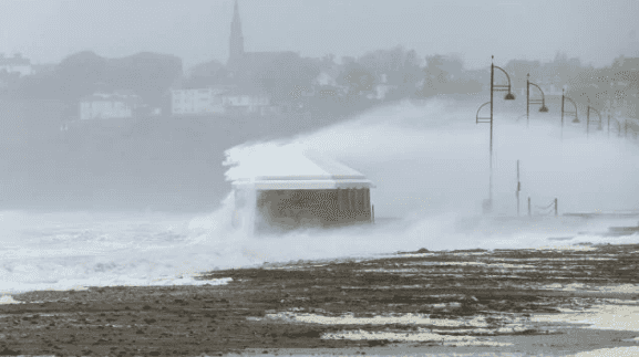The entire country has been issued with a wind warning with ‘severe gusts’ expected
