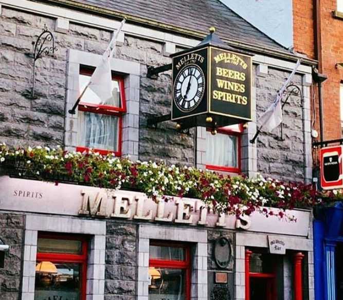 ‘Historical day’ for west of Ireland pub as they celebrate new family milestone