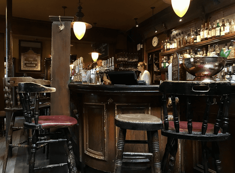 Live music sessions to return when ‘wet pubs’ reopen