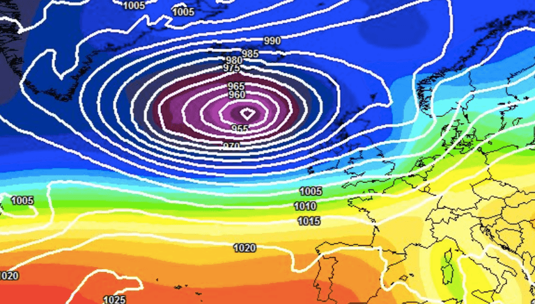 Met Éireann confirm that Hurricane Epsilon will impact Ireland with ‘gale force winds’ expected
