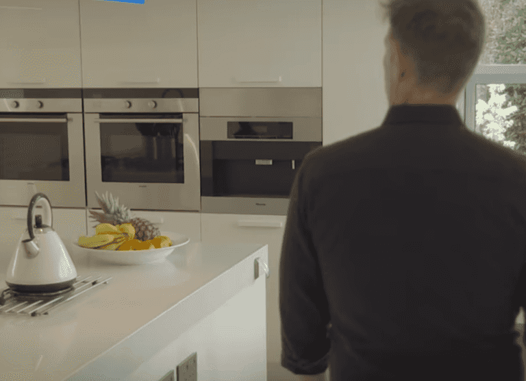 Viewers will get a look inside Matt Damon’s luxury hideout on Incredible Homes tonight 