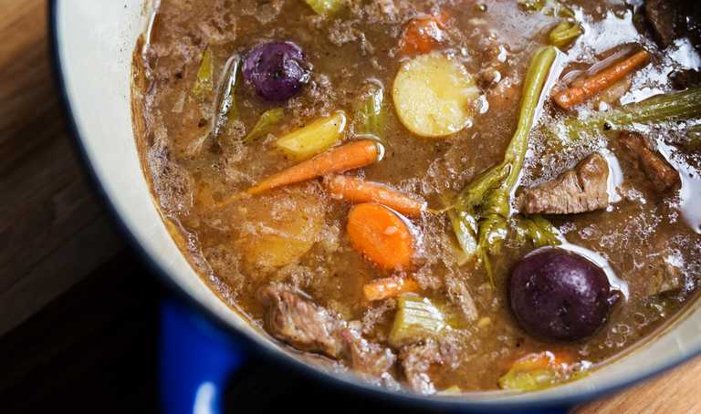 Slow cook Sunday – Five warming Autumny recipes to simmer all day Slow cook Sunday – Five warming Autumny recipes to simmer all day