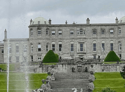 “So beautiful” – Hollywood star enjoys day out at Powerscourt Estate