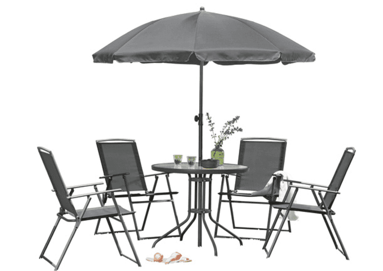 This outdoor dining set will be on sale in LIDL this week!