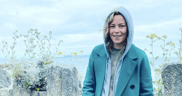 Elizabeth Banks has been hitting up some of our fave Irish tourist spots