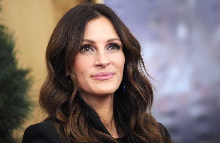 In honour of Julia Roberts’ birthday, here’s some of her top movies!