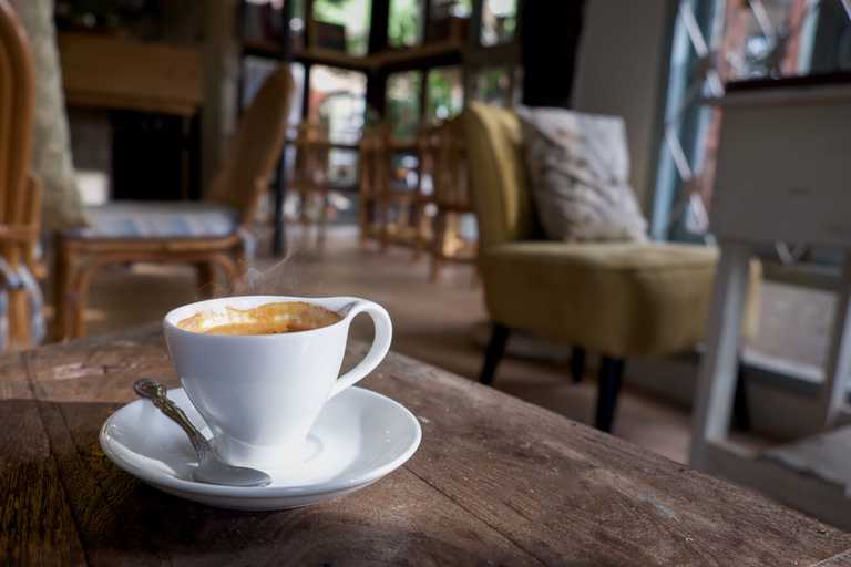 Calling all Irish speakers – this Cóbh coffee morning is just for you!