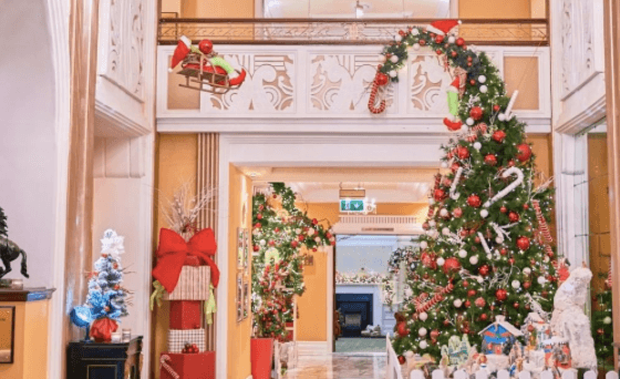 This Cork Hotel has transformed into Whoville this Christmas!