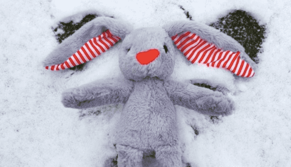 Share the love this National Hug Day with the help of Ronald McDonald House Charities