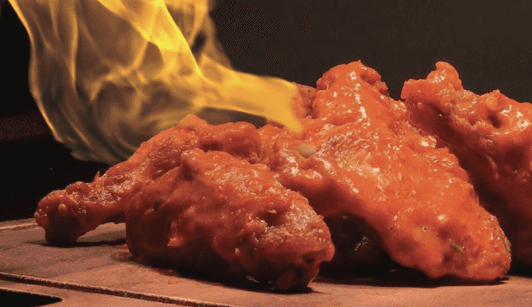 Cork’s Crawford & Co hosts Wing Wednesday with 20c hot wings