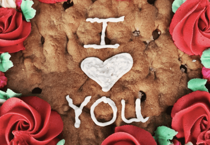 Get your Valentine a Lab 82 personalised cookie this year