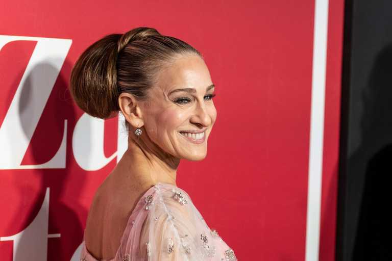 Sarah Jessica Parker offers to wash dishes at a Dublin restaurant