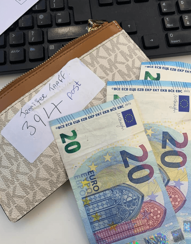 EP attendee is reunited with her purse (and the cash inside) after festival