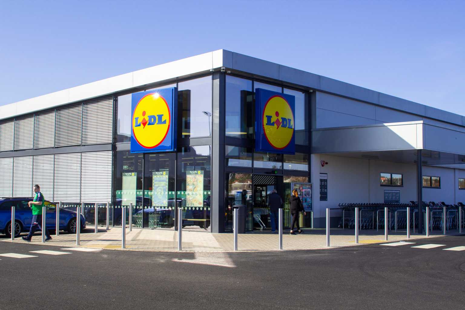 Lidl to implement the living wage for all employees