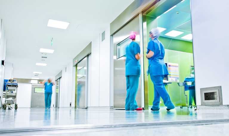 Govt to introduce annual €500 allowance for student nurses and midwives