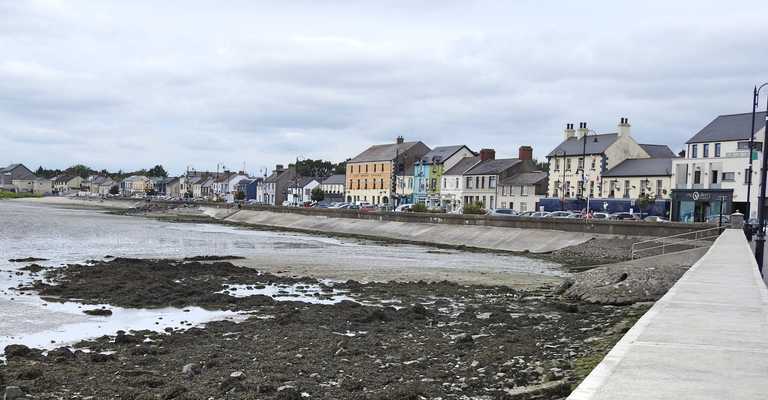 Dundalk referred to as a ‘fictional Irish town’ by Goodreads reviewer