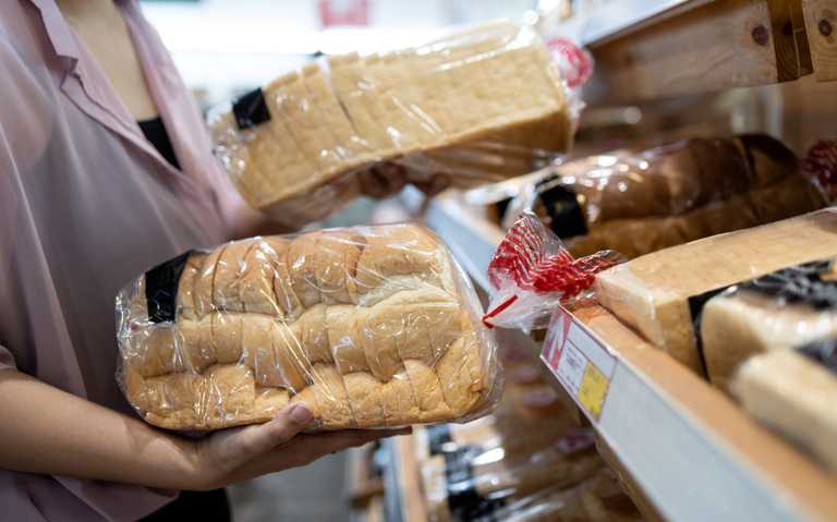 Irish supermarkets say let them eat (own-brand) bread with slashing of prices