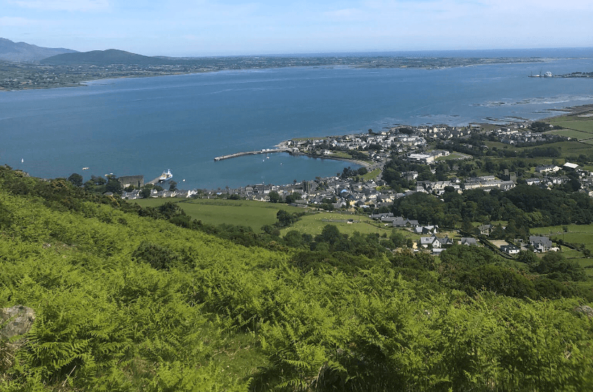 This Scenic Trail Is Perfect For Walking With Friends This Weekend