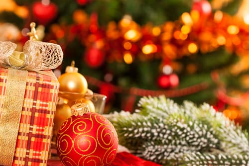 HSE chief discusses families being able to visit each other on Christmas Day