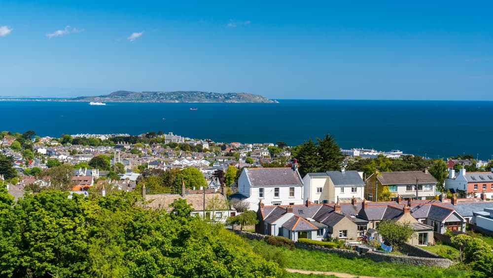 Parts of Ireland could reach higher than 27C today