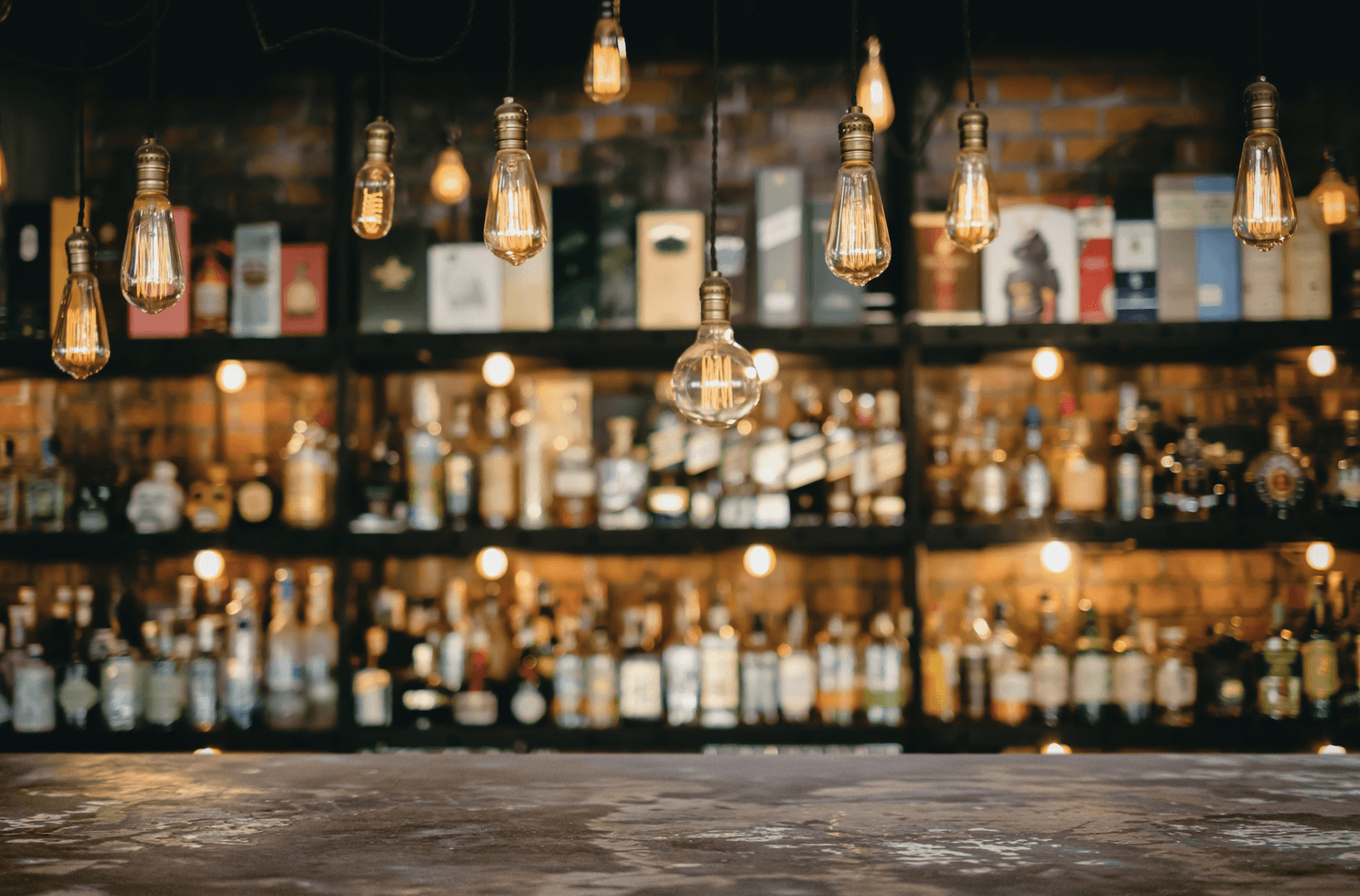 Vintners organisations ‘not optimistic’ pubs will be allowed to reopen at the end of the month