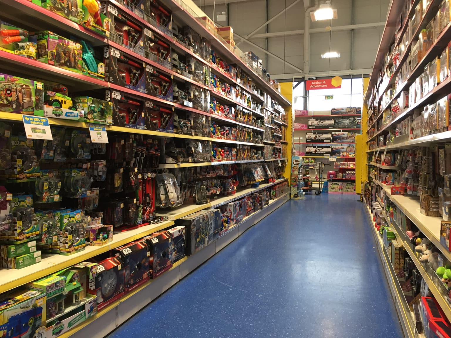 PSA: Smyths has launched an early Black Friday sale this year