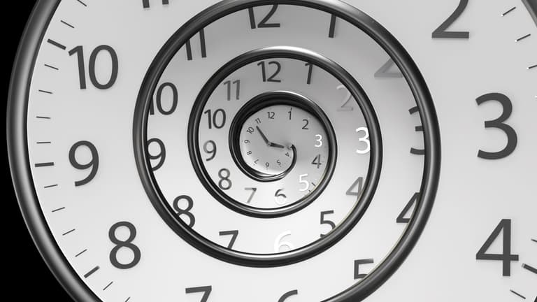 Just a little reminder, the clocks go back this weekend!