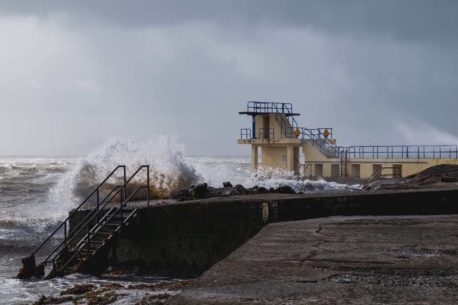 Get ready for Storm Arwen as Met Éireann issues several counties with wind warnings