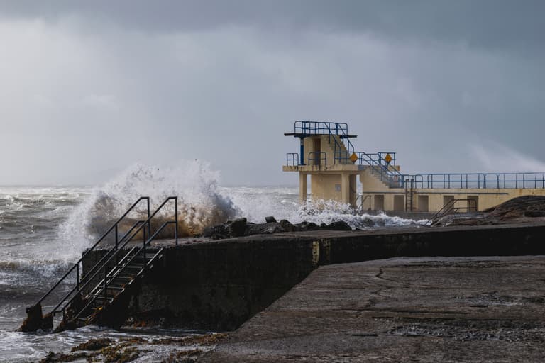 Get ready for Storm Arwen as Met Éireann issues several counties with wind warnings
