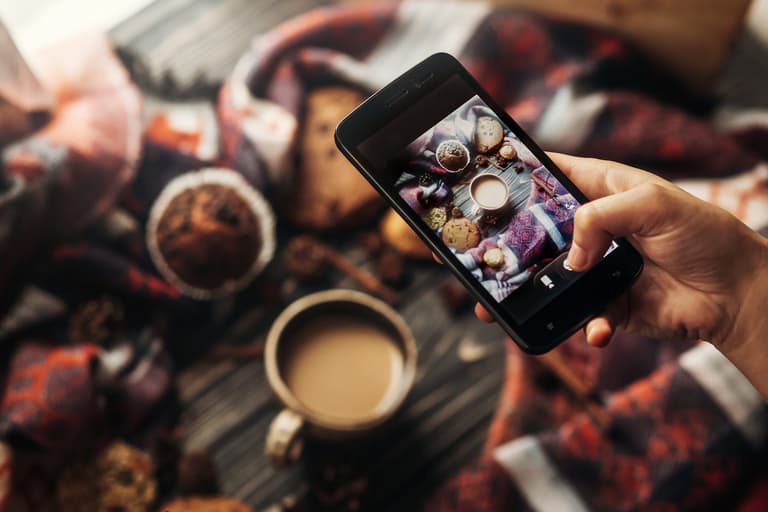 5 gifts to get the person who lives their life through Instagram 5 gifts to get the person who lives their life through Instagram