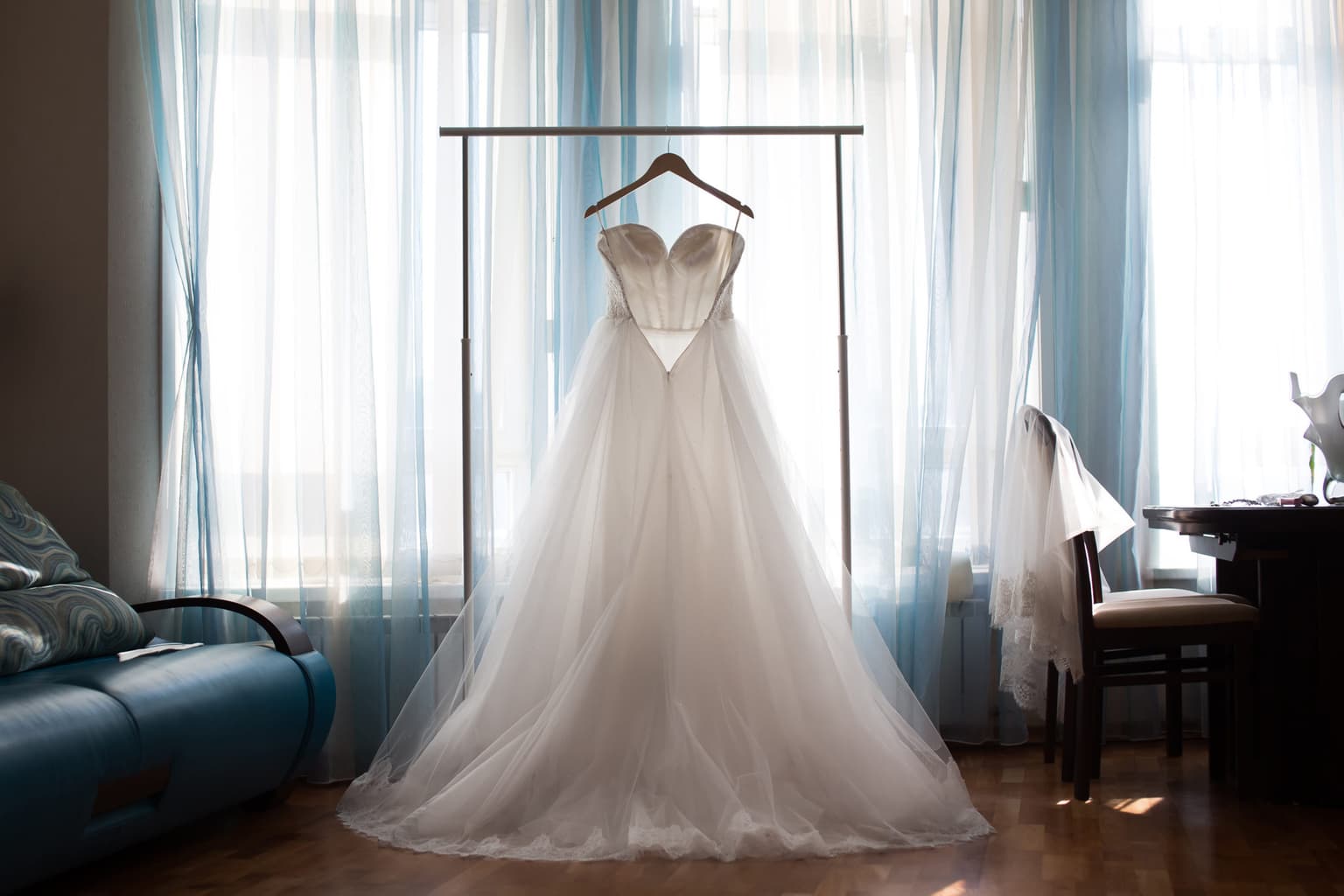 Man says fiancée shouldn’t wear white on wedding day as she’s not a virgin