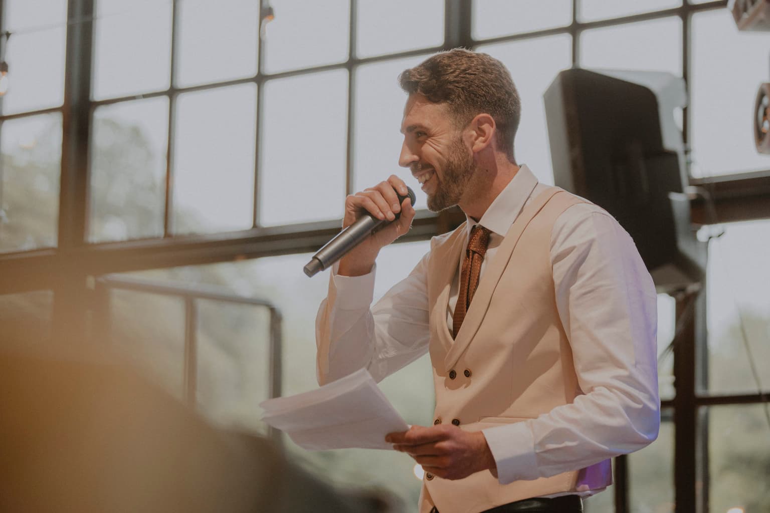 Groom exposes bride and best-man affair during wedding speech