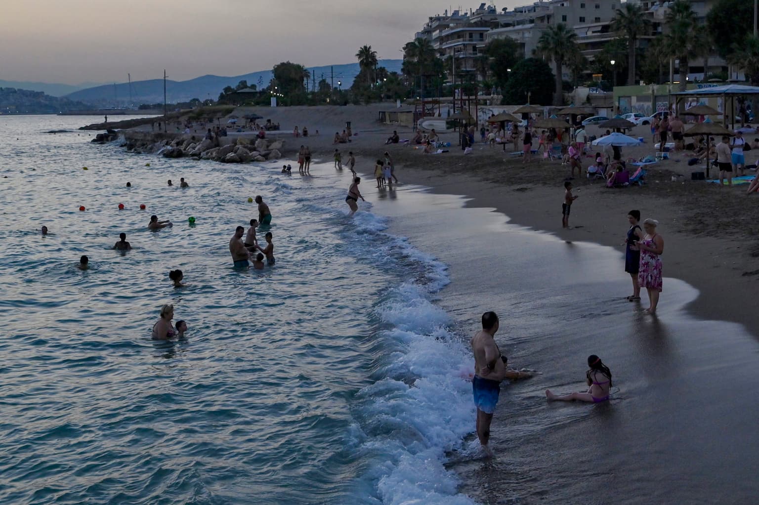 July on its way to becoming the hottest month on record