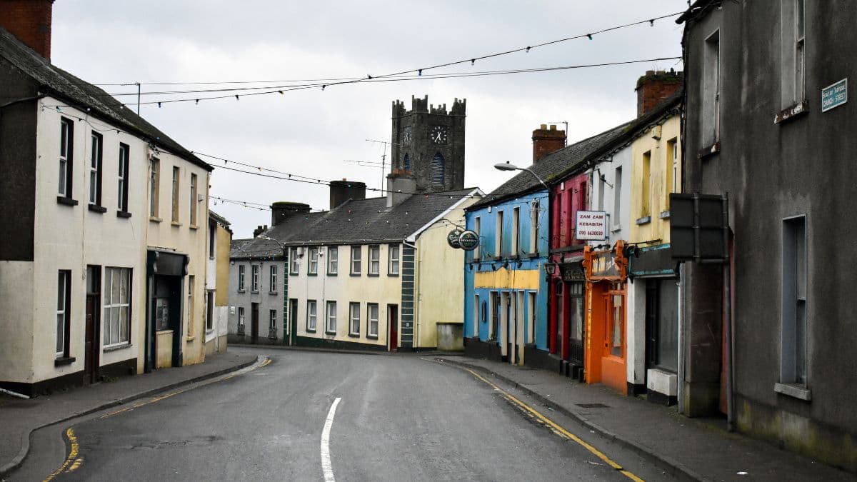 Meath takeaway issued closure order due to evidence that people were sleeping in the food prep area