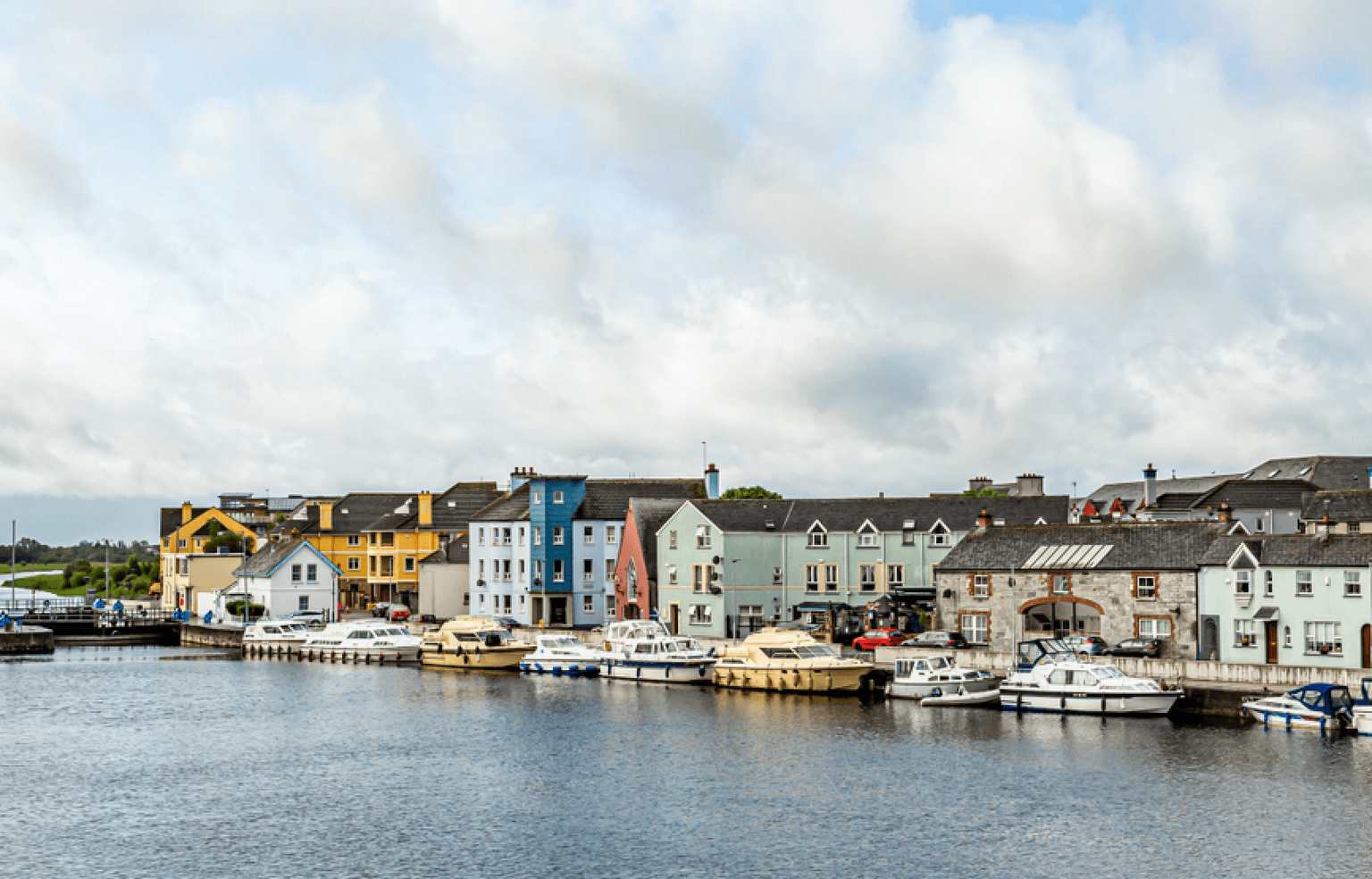We Took A Boat Down The Shannon And It Was Class