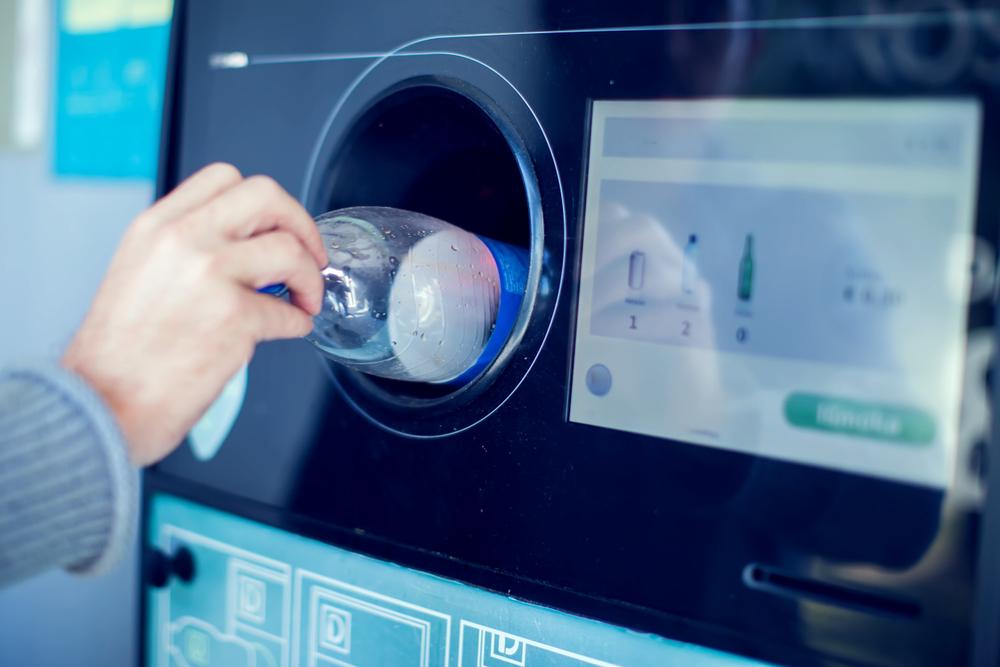 Ireland’s First Reverse Vending Machine Will Pay You For Your Plastic Bottles