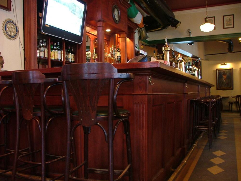 Here’s The Story With Alcohol Laws During Those Early Rugby World Cup Matches