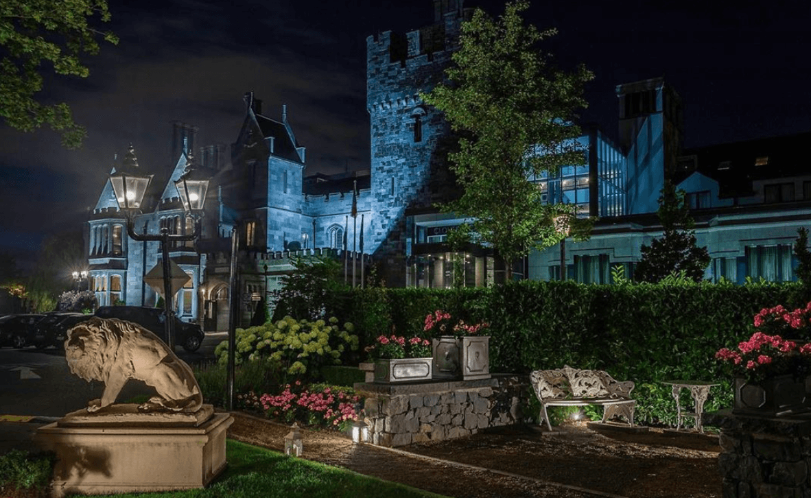 Art Lovers Absolutely Have To Try The Fusion Tea At Clontarf Castle