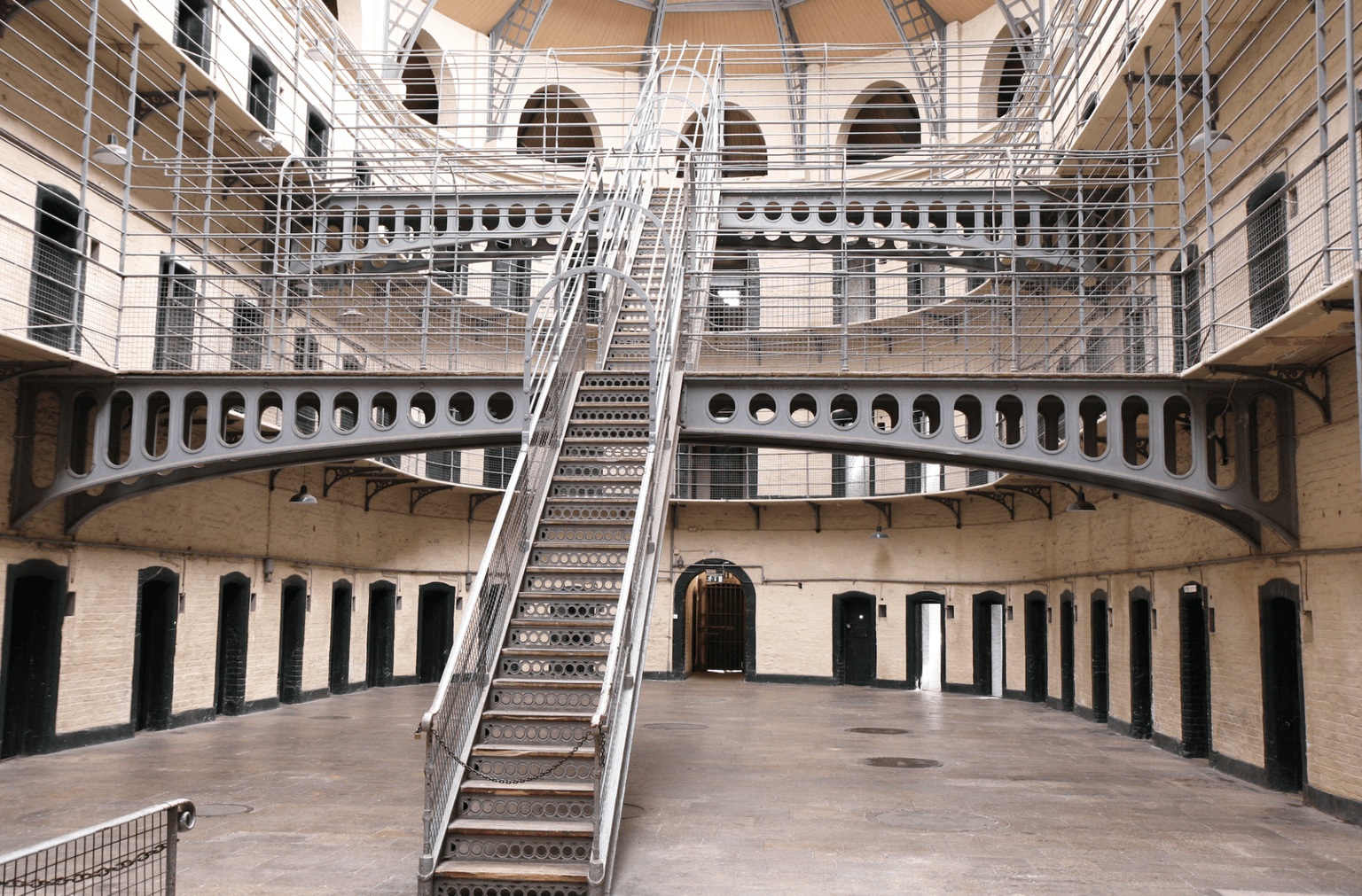 Nine Irish locations that look straight out of a ‘Harry Potter’ movie