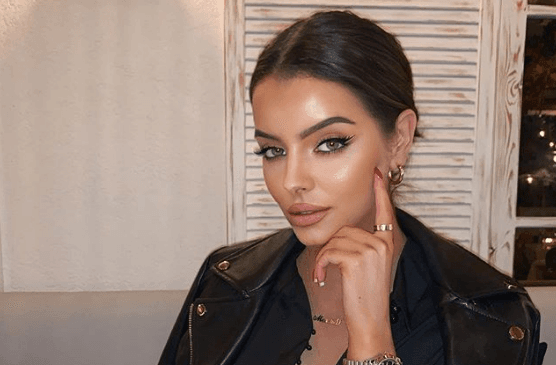 Tiktok took Maura Higgins’ profile down for “violating guidelines”