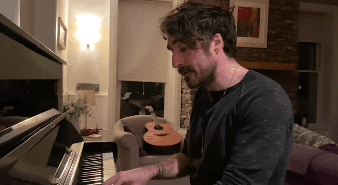 WATCH: Danny O’Reilly posts stunning cover of Cranberries song Linger
