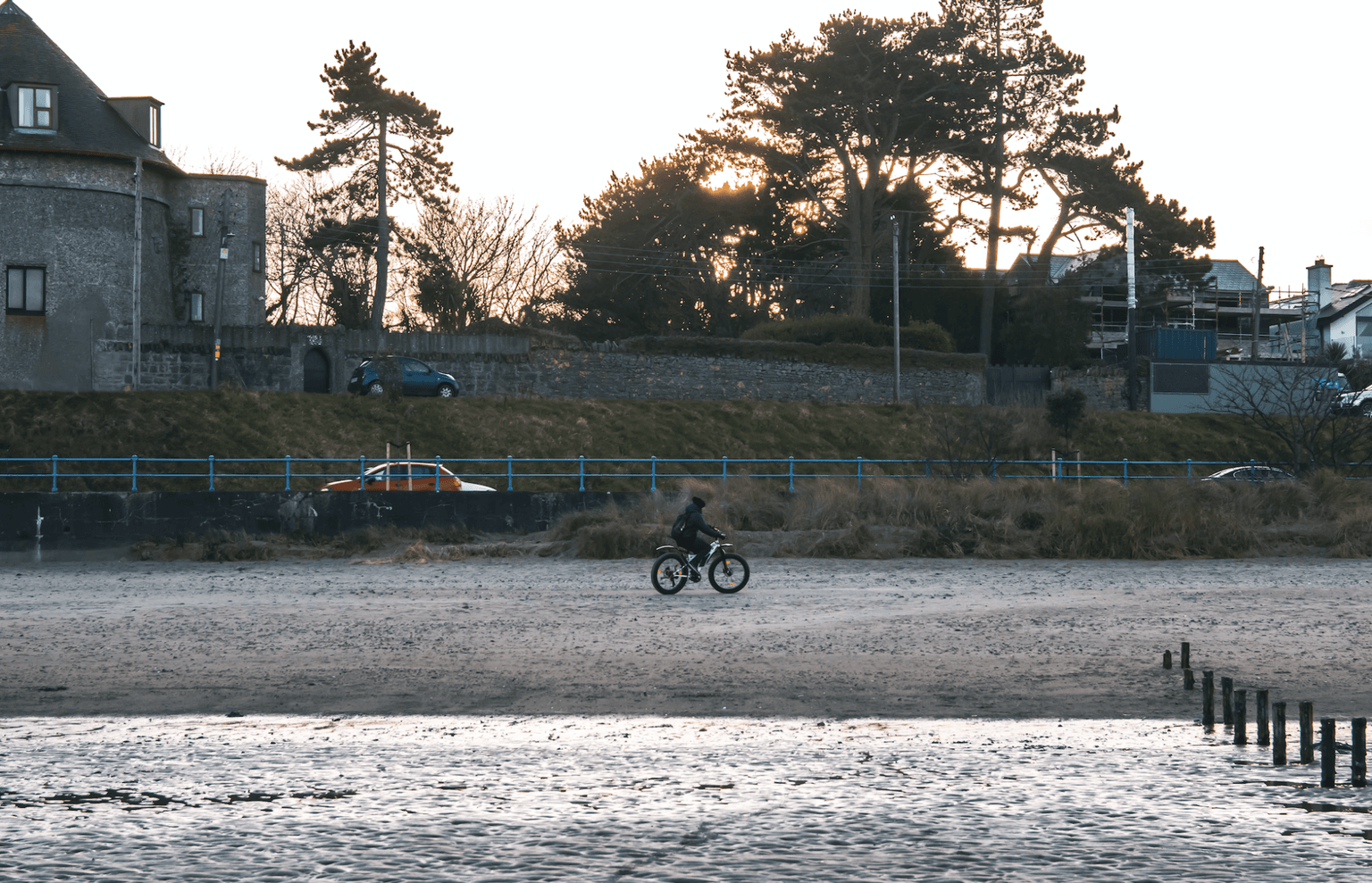 Garda presence to increase at Irish beaches ahead of bank holiday weekend